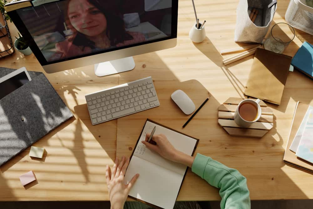 Retos y Oportunidades del Teletrabajo en la Nueva Normalidad