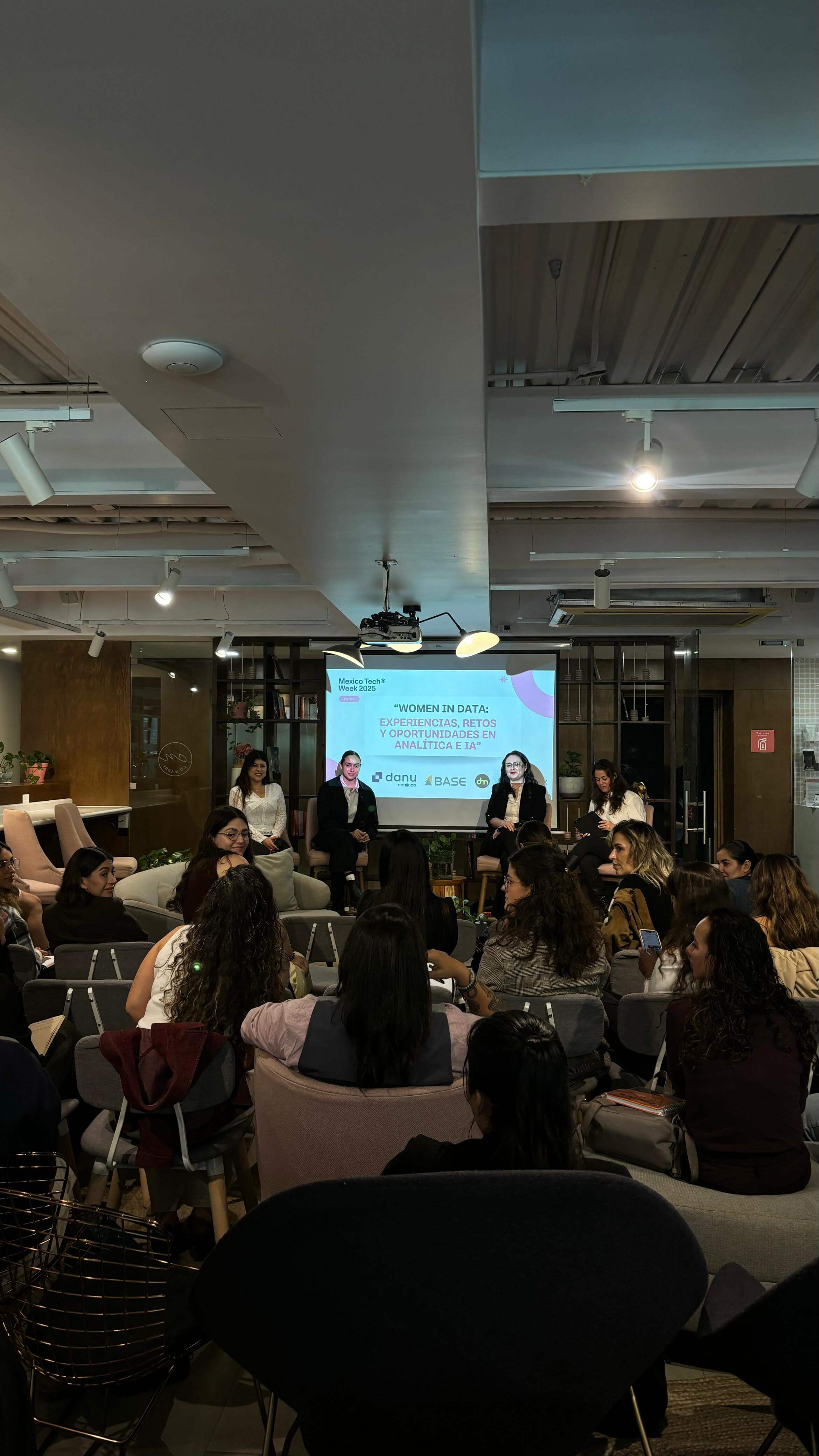 Monterrey Tech Week: Women in Data